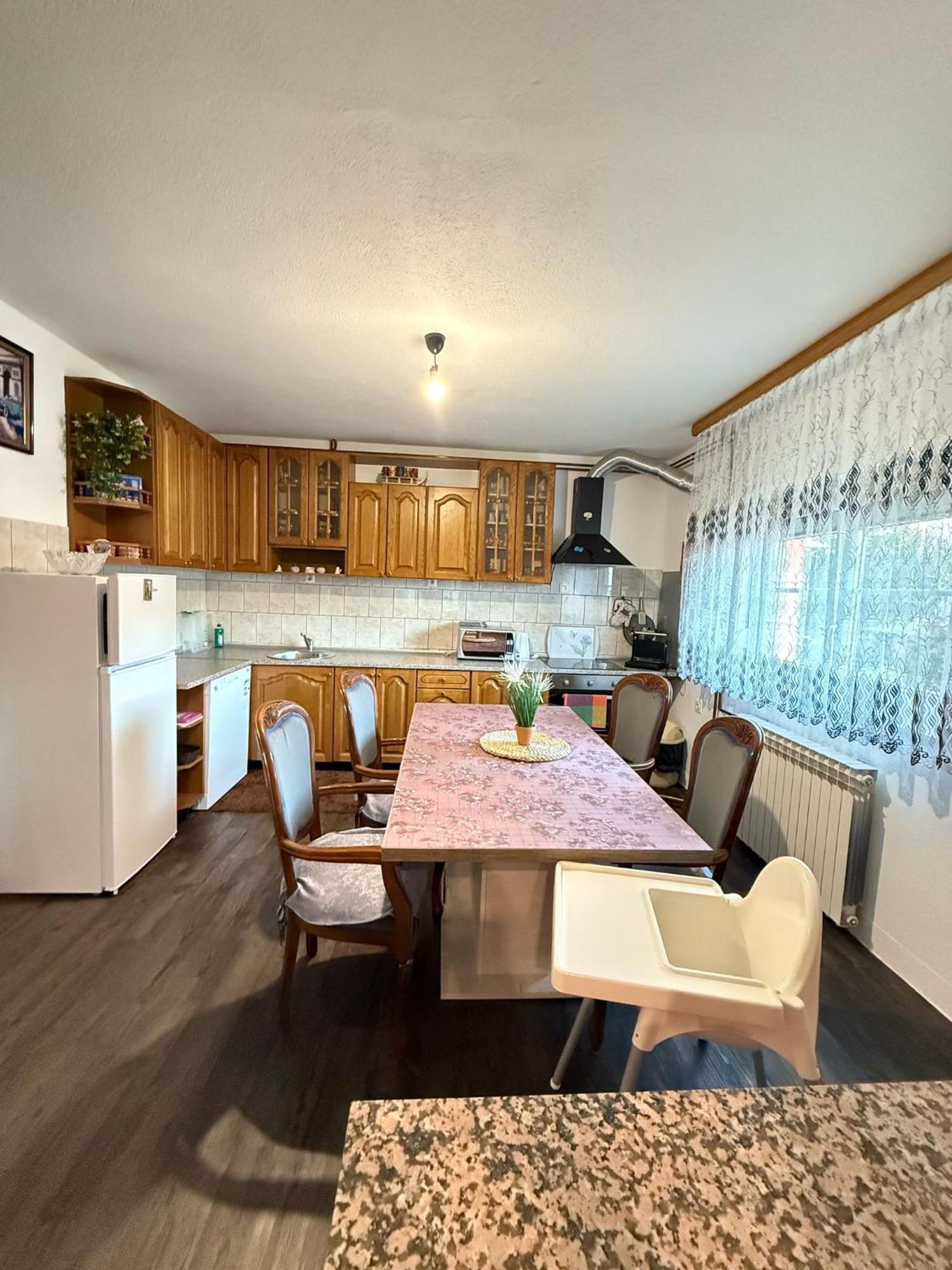 Apartments Marija Vrelo Koreničko 외부 사진
