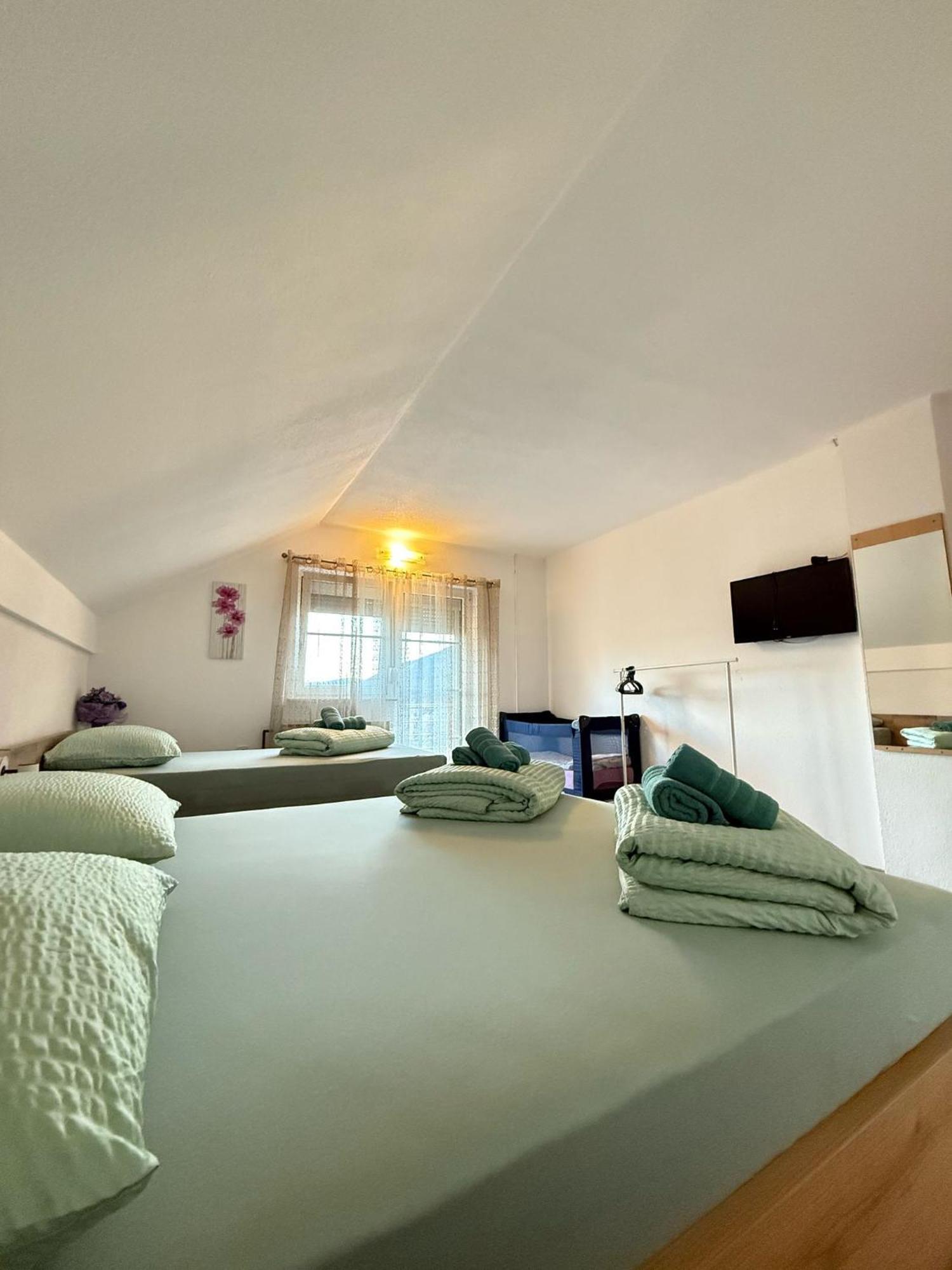 Apartments Marija Vrelo Koreničko 외부 사진
