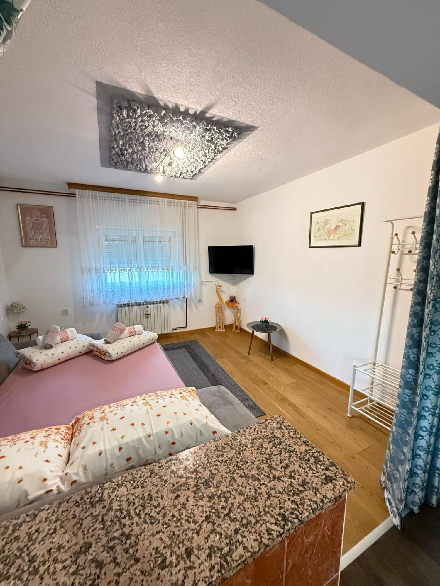 Apartments Marija Vrelo Koreničko 외부 사진